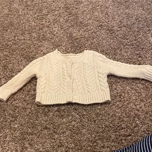 GAP cable knit sweater 0-3 months